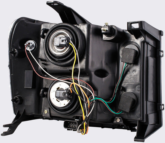 Dorman Headlight Assembly P/N:1591897 Fits: GMC Sierra 1500 09-07, GMC Sierra 2500 Hd 09-07, GMC Sierra 3500 Hd 09-07 - Image 4