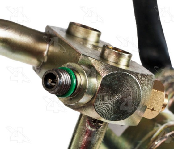 Four Seasons A/C Refrigerant Discharge / Suction Hose Assembly P/N:56697 Fits: Ford Taurus 01-00, Mercury Sable 01-00 - Image 5
