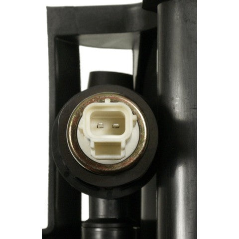 Standard Ignition Vapor Canister P/N:CP3222 Fits: Ford Excursion 05-03, Ford F-250 Super Duty 04-03, Ford F-350 Super Duty 04-03 - Image 4