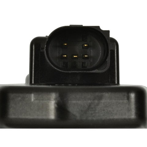 Standard Ignition Exhaust Gas Recirculation (EGR) Valve P/N:EGV1247 Fits: Audi A3 13-10, Volkswagen Beetle 15-13, Volkswagen Clasico 2011, Volkswagen Golf 14-10, Volkswagen Jetta 14-10, Volkswagen Passat 14-12 - Image 3