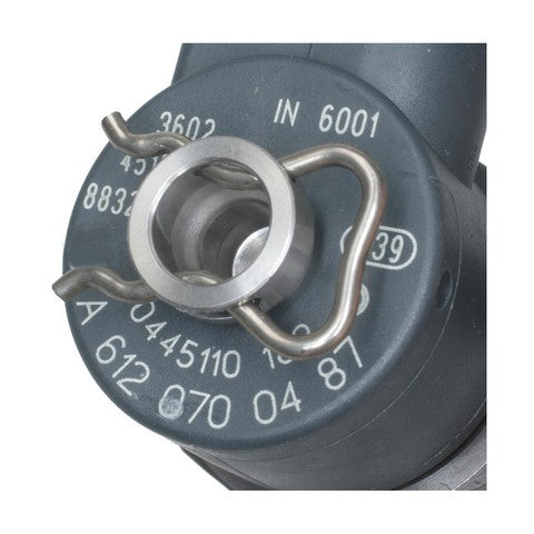 Standard Ignition Fuel Injector P/N:FJ921 Fits: Dodge Sprinter 2500 2003, Dodge Sprinter 3500 2003, Freightliner Sprinter 2500 03-02, Freightliner Sprinter 3500 03-02 - Image 4