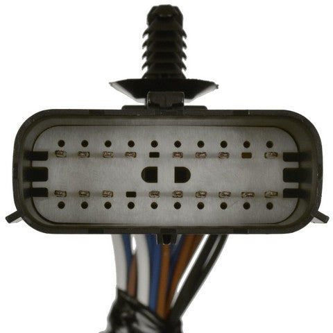 Standard Ignition Diesel Exhaust Fluid (DEF) Pump Wiring Harness P/N:FWH103 Fits: Ford F-250 Super Duty 19-17, Ford F-350 Super Duty 19-17, Ford F-450 Super Duty 19-17 - Image 3