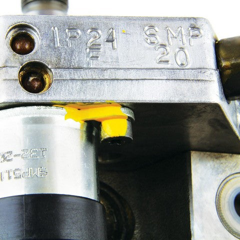 Standard Ignition Diesel Fuel Injector Pump P/N:IP24 Fits: Chevrolet C4500 Kodiak, Chevrolet C5500 Kodiak, Chevrolet Express 2500, Chevrolet Express 3500, Chevrolet Express 4500, Chevrolet Silverado 2500 Hd, Chevrolet Silverado 2500 Hd Classic - Image 4