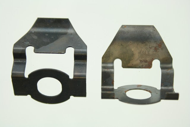 Pioneer Automotive Industries Engine Rocker Arm Oil Baffle P/N:PF-524 Fits: Ford Bronco, Ford Country Sedan, Ford Country Squire, Ford Custom, Ford Custom 500, Ford E-100 Econoline, Ford E-150 Econoline, Ford E-150 Econoline Club Wagon - Image 1