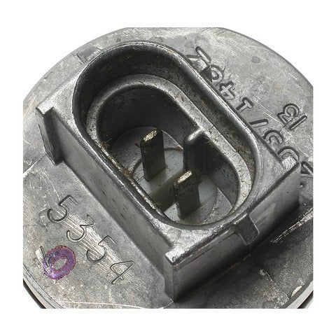 Standard Ignition Manual Transmission Output Shaft Speed Sensor,Vehicle Speed Sensor P/N:SC22 Fits: Chevrolet Beretta, Chevrolet Cavalier, Chevrolet Celebrity, Chevrolet Corsica, Chevrolet Lumina, Oldsmobile Achieva, Oldsmobile Cutlass Calais - Image 3