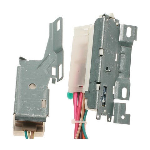 Standard Ignition Ignition Switch P/N:US-270 Fits: Oldsmobile 88 99-95, Oldsmobile 98 96-95, Oldsmobile Lss 99-96, Oldsmobile Regency 98-97, Pontiac Bonneville 99-96 - Image 3