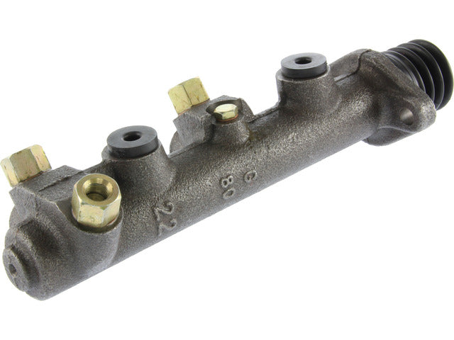 Centric Parts Brake Master Cylinder P/N:130.33202 Fits: Volkswagen Transporter 69-67 - Image 1