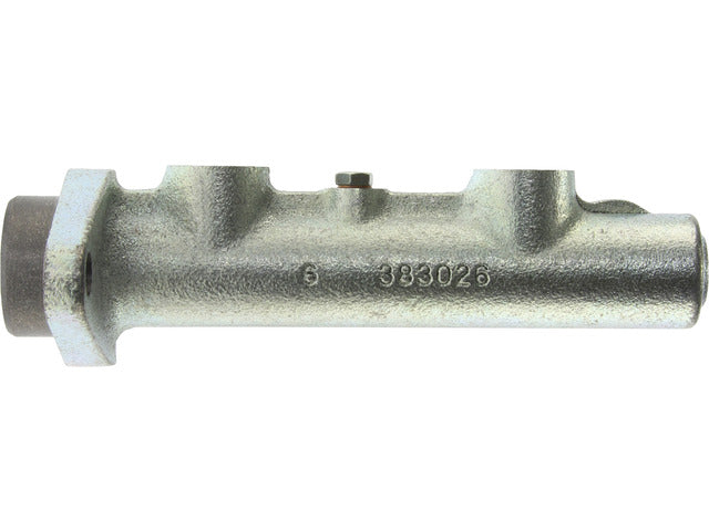 Centric Parts Brake Master Cylinder P/N:130.39002 Fits: Volvo 142 74-67, Volvo 144 74-67, Volvo 145 74-68, Volvo 164 72-69 - Image 6