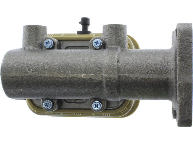 Centric Parts Brake Master Cylinder P/N:130.82004 Fits: Chevrolet B7, Chevrolet C4500 Kodiak, Chevrolet C5500 Kodiak, Chevrolet C60 Kodiak, Chevrolet C6500 Kodiak, Chevrolet C70 Kodiak, Chevrolet C7500 Kodiak, Chevrolet P60, Chevrolet P6000 - Image 3