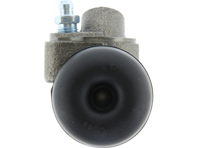 Centric Parts Drum Brake Wheel Cylinder P/N:134.68006 Fits: Chevrolet C30 Pickup, Chevrolet K20 Panel, Chevrolet K20 Pickup, Chevrolet K20 Suburban, Chevrolet P30 Van, Dodge B350, Dodge Cb300, Dodge D250 - Image 4
