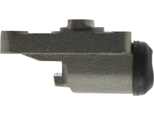 Centric Parts Drum Brake Wheel Cylinder P/N:134.83002 Fits: International 1724, International 1754, International 1824, International 1854, International 1924 S, International 1925 S, International 1954, International 1955, International Cargostar - Image 3