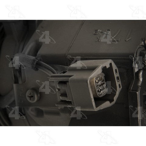 Four Seasons A/C Compressor P/N:157351 Fits: Cadillac Cts 15-04 - Image 2