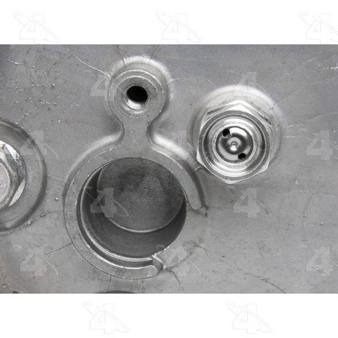Four Seasons A/C Compressor P/N:158568 Fits: Freightliner Classic 11-09, Freightliner Classic Xl 2009 - Image 2
