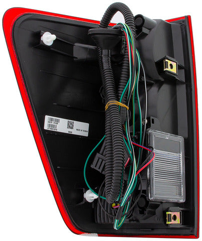Dorman Tail Light Assembly P/N:1611387 Fits: Nissan Titan 15-05 - Image 3