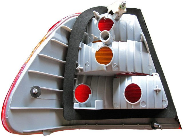 Dorman Tail Light Assembly P/N:1611703 Fits: BMW 320i 05-02, BMW 325i 05-02, BMW 325xi 05-02, BMW 330i 05-02, BMW 330xi 05-02 - Image 2