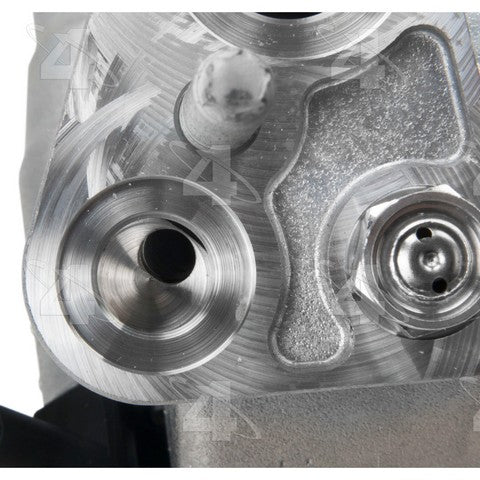 Four Seasons A/C Compressor P/N:178363 Fits: Chevrolet Silverado 2500 Hd, Chevrolet Silverado 3500, Chevrolet Silverado 3500 Hd, Chevrolet Suburban, Chevrolet Suburban 3500 Hd, GMC Sierra 2500 Hd, GMC Sierra 3500 Hd - Image 2