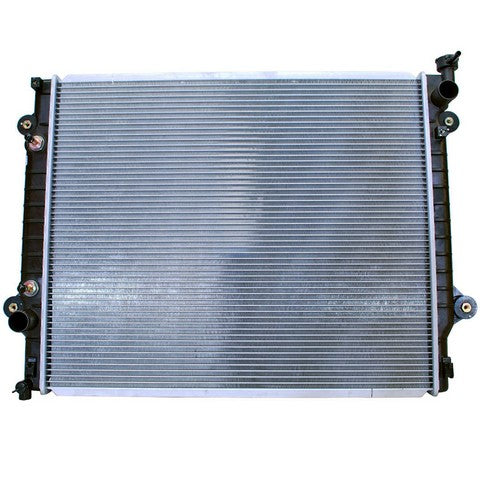 DENSO Auto Parts Radiator P/N:221-3139 Fits: Toyota Tacoma 16-05 - Image 1