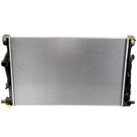 DENSO Auto Parts Radiator P/N:221-9470 Fits: Chrysler 200 17-15, Jeep Cherokee 15-14, Jeep Cherokee 18-17 - Image 1