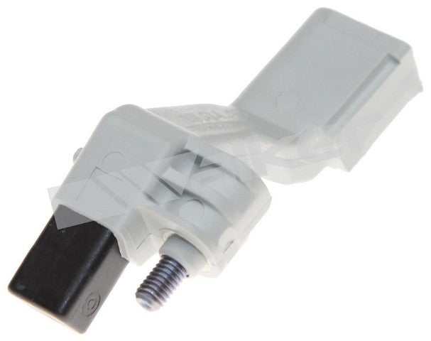Walker Products Engine Crankshaft Position Sensor P/N:235-1358 Fits: Seat Altea, Seat Cordoba, Volkswagen Bora, Volkswagen Crafter Van, Volkswagen Crossfox, Volkswagen Eurovan, Volkswagen Gol, Volkswagen Jetta, Volkswagen Pointer Truck - Image 2