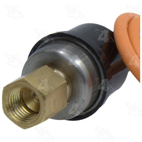 Four Seasons HVAC Pressure Switch P/N:35872 Fits: International 2155, International 2275, International 2276 S, International 2375 S, International 2554, International 2574, International 2575, International 2654, International 2674, International 2675 - Image 3