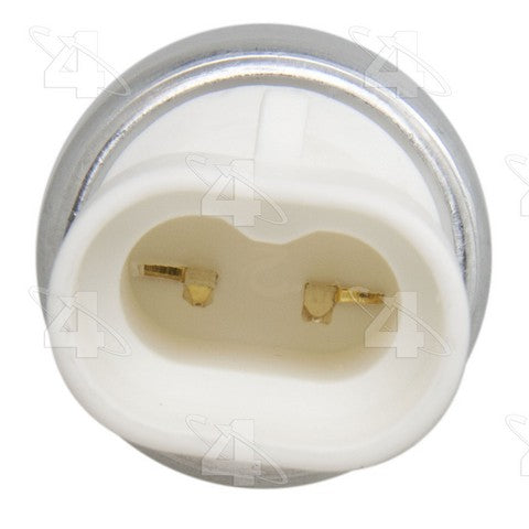 Four Seasons HVAC Pressure Switch P/N:37329 Fits: Peterbilt 200, Peterbilt 210, Peterbilt 220, Peterbilt 270, Peterbilt 320, Peterbilt 325, Peterbilt 330, Peterbilt 335 - Image 2