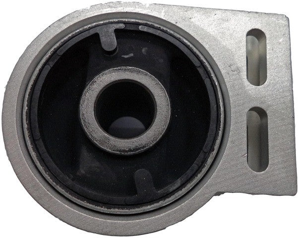 Dorman - OE Solutions Soporte de Brazo Transversal de Suspensión P/N:531-416 Fits: Chevrolet Captiva Sport 15-08, Chevrolet Equinox 09-05, Pontiac Torrent 09-06, Saturn Vue 10-02, Suzuki Xl-7 09-07 - Image 2