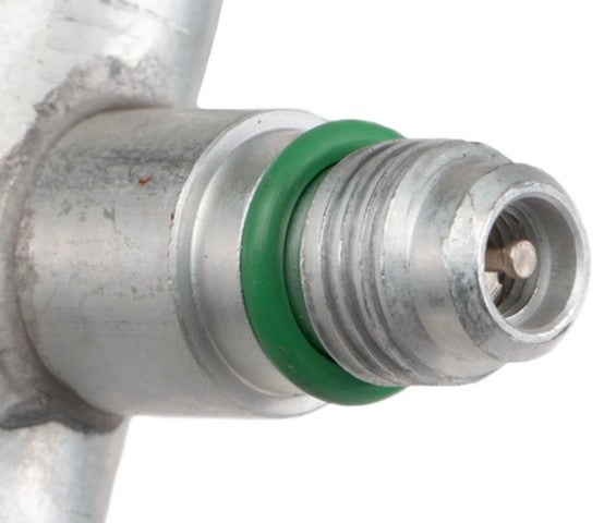 Four Seasons A/C Refrigerant Discharge / Suction Hose Assembly P/N:56435 Fits: Chevrolet C1500 1992, Chevrolet C2500 1992, Chevrolet K1500 1992, Chevrolet K2500 1992, GMC C1500 1992, GMC C2500 1992, GMC K1500 1992, GMC K2500 1992 - Image 4