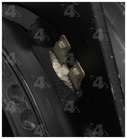 Four Seasons A/C Compressor P/N:57092 Fits: Buick Riviera, Cadillac Seville, Oldsmobile 98, Oldsmobile Custom Cruiser, Oldsmobile Cutlass, Oldsmobile Cutlass Calais, Oldsmobile Cutlass Salon, Oldsmobile Cutlass Supreme - Image 4