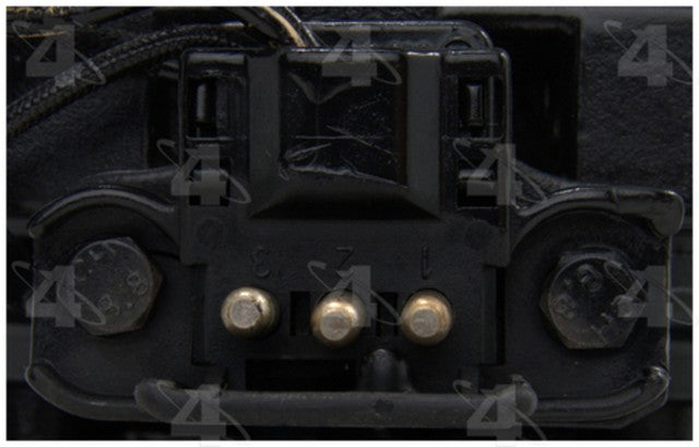 Four Seasons A/C Compressor P/N:57322 Fits: Mercedes-benz 190d, Mercedes-benz 190e, Mercedes-benz 260e, Mercedes-benz 300cd, Mercedes-benz 300ce, Mercedes-benz 300d, Mercedes-benz 300e, Mercedes-benz 300sd - Image 3