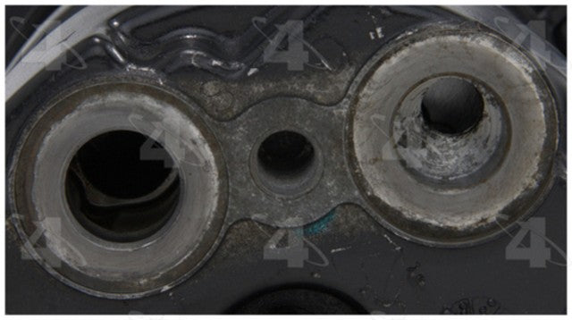 Four Seasons A/C Compressor P/N:57954 Fits: Chevrolet G10 1995, Chevrolet G20 1995, Chevrolet G30 96-95, GMC G1500 1995, GMC G2500 1995, GMC G3500 96-95 - Image 2