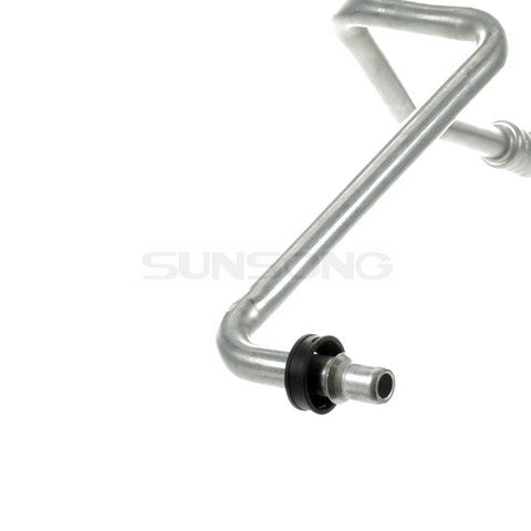 Sunsong Engine Oil Cooler Hose Assembly P/N:5801527 Fits: Chevrolet C4500 Kodiak 09-03, Chevrolet C5500 Kodiak 09-03, GMC C4500 Topkick 09-03, GMC C5500 Topkick 09-03 - Image 2
