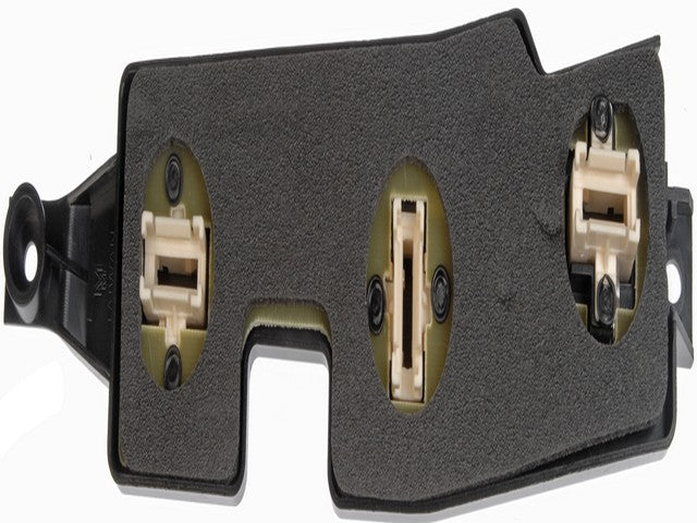 Dorman - OE Solutions Placa de Circuito de Luz Trasera P/N:923-002 Fits: Cadillac Escalade, Chevrolet Blazer, Chevrolet C1500, Chevrolet C1500 Suburban, Chevrolet C2500, Chevrolet C2500 Suburban, Chevrolet C3500, Chevrolet C3500hd, Chevrolet K1500 - Image 2