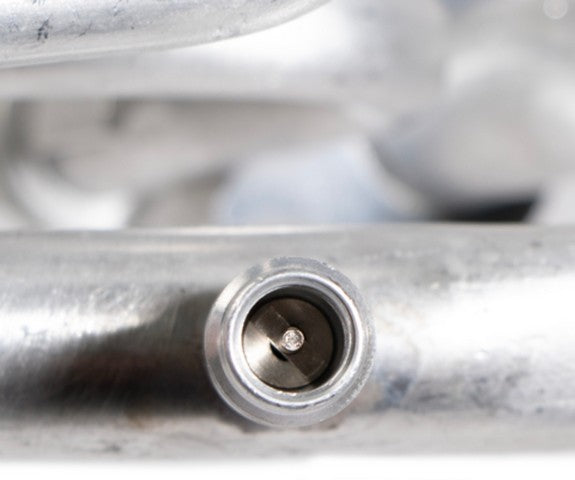 Four Seasons A/C Suction and Liquid Line Hose Assembly P/N:65186 Fits: Tesla Y 22-20 - Image 4