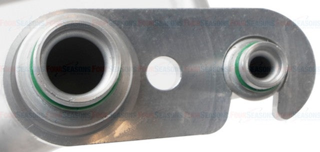 Four Seasons A/C Suction and Liquid Line Hose Assembly P/N:66142 Fits: Land Rover Lr4 16-14 - Image 2