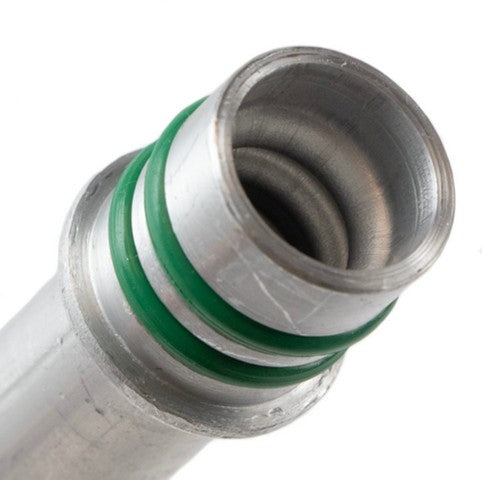 Four Seasons A/C Refrigerant Suction Hose P/N:66880 Fits: Cadillac Srx 09-04 - Image 2