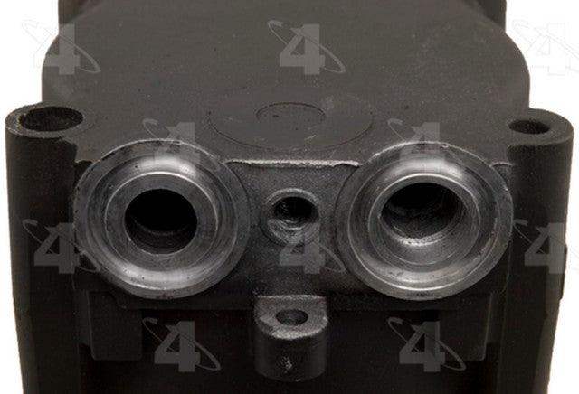 Four Seasons A/C Compressor P/N:67197 Fits: Ford E-350 Super Duty 2010, Ford E-450 Super Duty 10-08, Ford Lcf 09-06 - Image 2