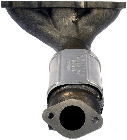 Dorman - OE Solutions Colector de escape con convertidor catalítico integrado P/N:672-630 Fits: Hyundai Sonata 05-99, Hyundai Tiburon 08-03, Kia Optima 06-01 - Image 2