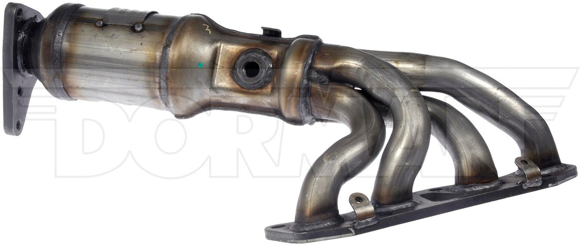 Dorman - OE Solutions Colector de escape con convertidor catalítico integrado P/N:673-603 Fits: Nissan Frontier 13-05, Suzuki Equator 12-09 - Image 1