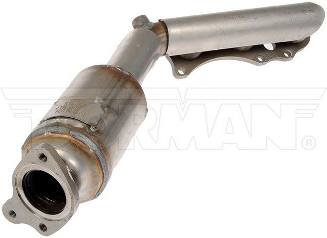 Dorman - OE Solutions Colector de escape con convertidor catalítico integrado P/N:674-065 Fits: Toyota Tacoma 11-09 - Image 2