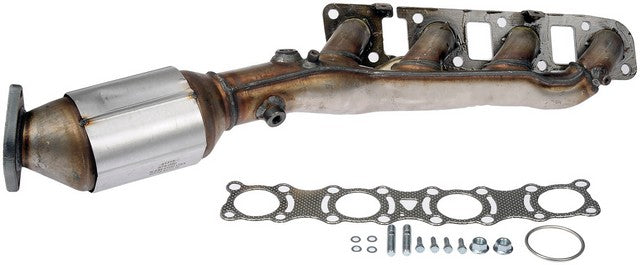 Dorman - OE Solutions Colector de escape con convertidor catalítico integrado P/N:674-090 Fits: Infiniti Qx80 21-16, Nissan Armada 21-17, Nissan Nv2500 21-17, Nissan Nv3500 21-17, Nissan Titan 20-17, Nissan Titan Xd 24-16 - Image 1