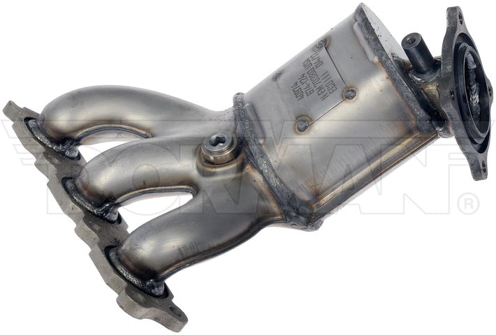 Dorman - OE Solutions Colector de escape con convertidor catalítico integrado P/N:674-124 Fits: Land Rover Lr2 12-08, Volvo S80 10-07, Volvo V70 10-08, Volvo Xc60 2010, Volvo Xc70 10-08 - Image 2