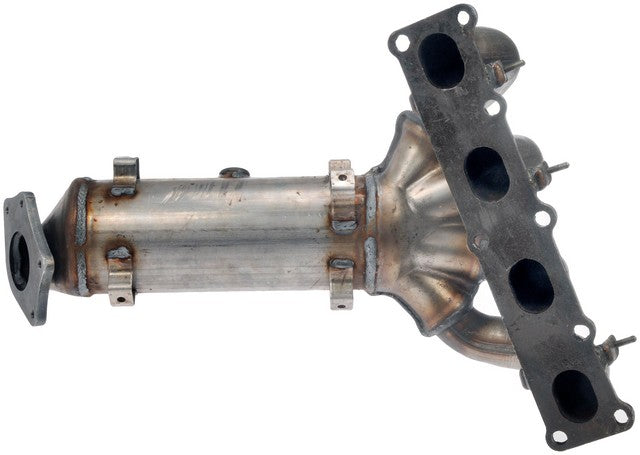 Dorman - OE Solutions Colector de escape con convertidor catalítico integrado P/N:674-303 Fits: Chrysler 200 17-15, Dodge Dart 16-13, Fiat 500x 18-16, Jeep Cherokee 17-14, Jeep Compass 22-17, Jeep Renegade 18-15, Ram Promaster City 22-15 - Image 4