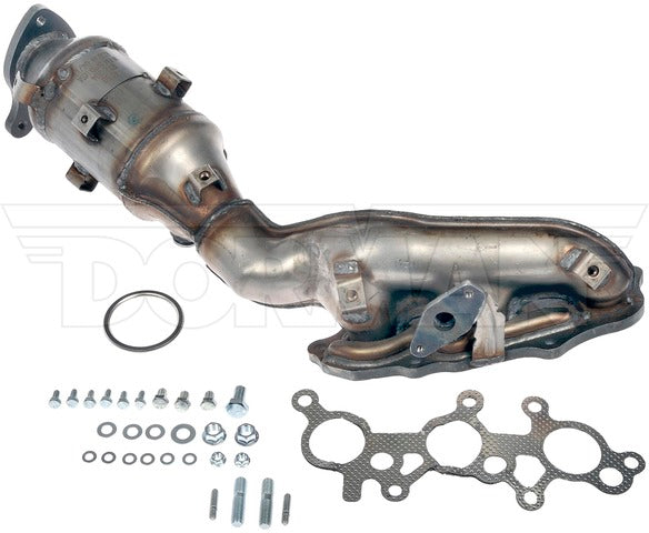 Dorman - OE Solutions Colector de escape con convertidor catalítico integrado P/N:674-304 Fits: Toyota 4runner 19-13, Toyota Fj Cruiser 14-13 - Image 1