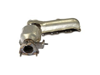 Dorman - OE Solutions Colector de escape con convertidor catalítico integrado P/N:674-617 Fits: Chevrolet Tracker 04-01, Suzuki Grand Vitara 05-99, Suzuki Vitara 2004, Suzuki Xl-7 03-02 - Image 3