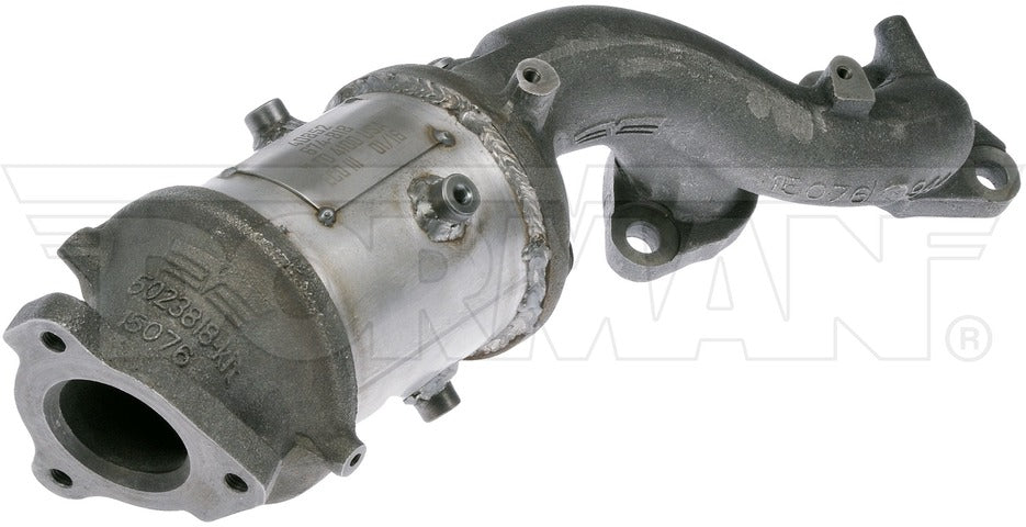 Dorman - OE Solutions Colector de escape con convertidor catalítico integrado P/N:673-818 Fits: Nissan Frontier 2002, Nissan Xterra 04-02 - Image 2
