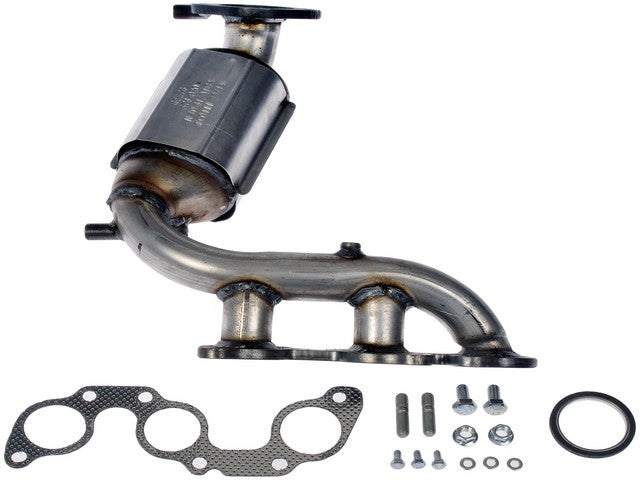 Dorman - OE Solutions Colector de escape con convertidor catalítico integrado P/N:674-820 Fits: Toyota Sienna 07-04 - Image 1