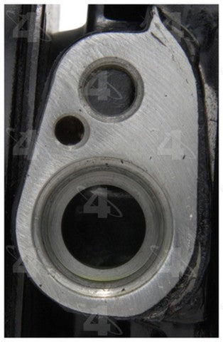 Four Seasons A/C Compressor P/N:67497 Fits: BMW 318i 99-92, BMW 318is 99-92, BMW 318ti 99-95, BMW Z3 98-96 - Image 3