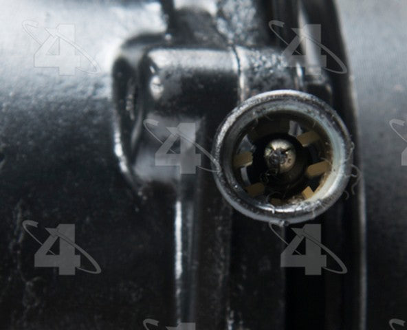 Four Seasons A/C Compressor P/N:67557 Fits: Saab 9000 98-94 - Image 4