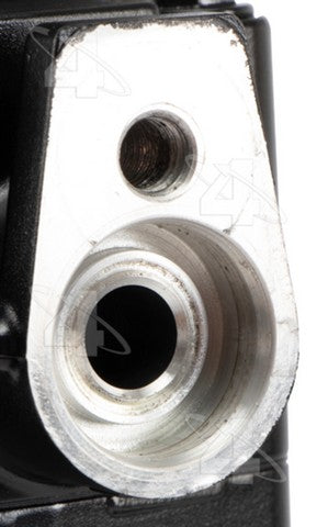 Four Seasons A/C Compressor P/N:67686 Fits: Ford F-250 Super Duty 19-17, Ford F-350 Super Duty 19-17, Ford F-450 Super Duty 19-17, Ford F-550 Super Duty 19-17, Ford F-600 Super Duty 23-21 - Image 5