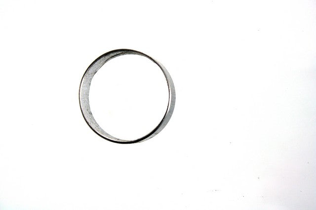Pioneer Automotive Industries Automatic Transmission Bushing P/N:755139 Fits: Dodge Colt 1989, Eagle Summit 1989, Hyundai Sonata 1989, Mitsubishi Galant 89-85, Mitsubishi Sigma 1989, Plymouth Colt 1989 - Image 1